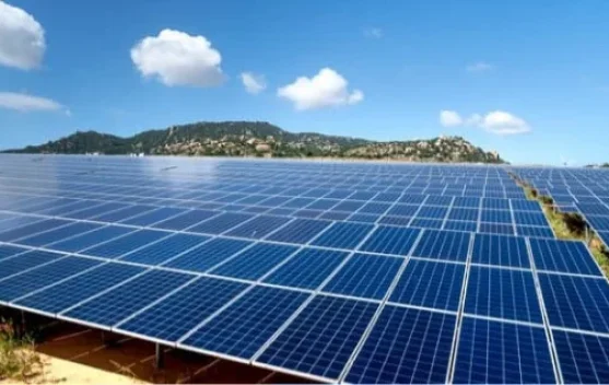 Cek Fakta: Solar Panel Tetap Berfungsi saat Hujan