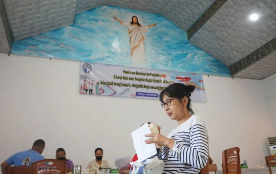 Antusiasme Jemaat Gereja Katolik saat Pemeriksaan Kesehatan Gratis
