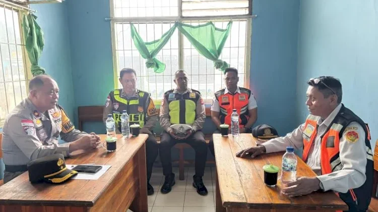 Wakapolres TTU Bahas Evaluasi Transportasi Publik