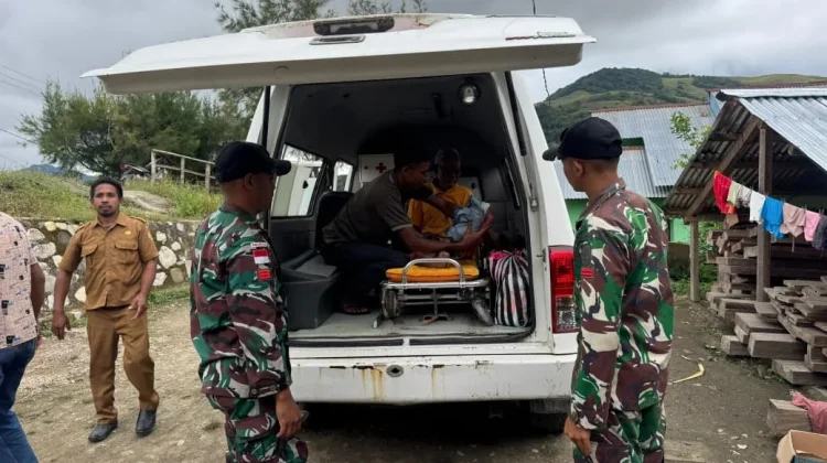 Aksi Cepat Satgas Yanarmed 12 Kostrad Bantu Lansia