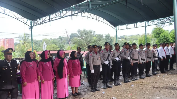 Pemakaman Alm. Rofinus Selem