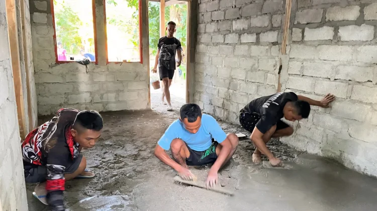 Satgas Yonarmed 12 Kostrad Bedah Rumah Warga di Malaka