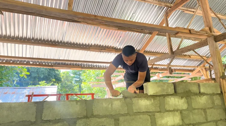 Satgas Yonarmed 12 Kostrad Bedah Rumah Warga di Malaka