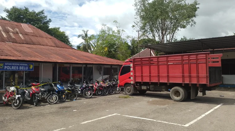 Mobil Dobel Tangki Bermuatan BBM Subsidi di Tahan di Polres Belu