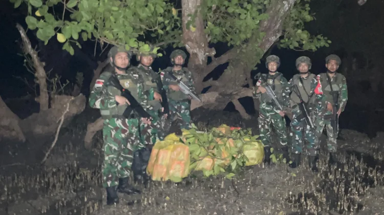 Yonarmed 12 Kostrad Amankan Barang Ilegal di Perbatasan RI-RDTL