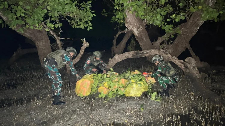 Yonarmed 12 Kostrad Amankan Barang Ilegal di Perbatasan RI-RDTL