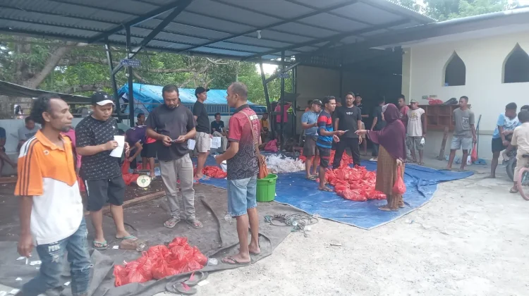 Pemkab Malaka Salurkan Lima Sapi Kurban untuk Masjid