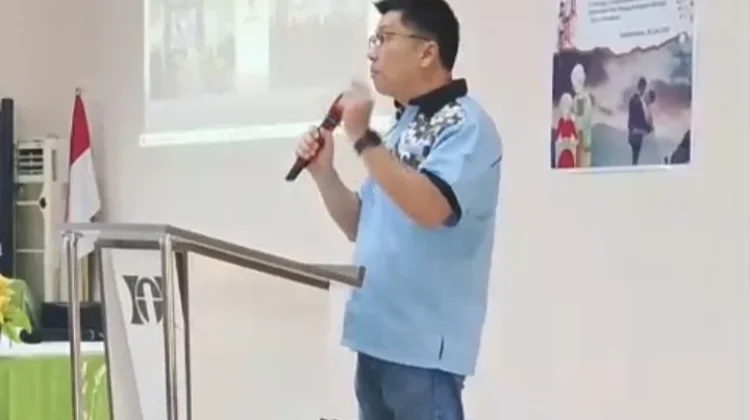 Pastor Fridz Meko Bekali Keluarga Hadapi Tantangan Globalisasi