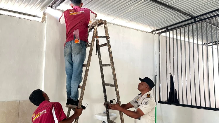 Lapas Atambua Tingkatkan Keamanan Dapur Melalui Pemasangan CCTV