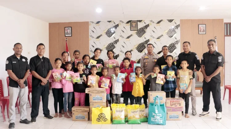 Polres Belu Berbagi Kasih dengan Anak Panti Mercy