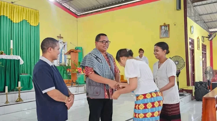 Semangat Baru Kaum Muda Warnai Pelantikan OMK Stasi Kuneru