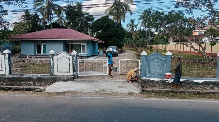 Sambut HUT RI, Lapas Atambua Cat Ulang Pagar Luar
