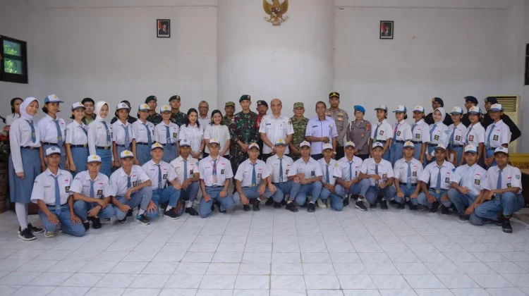 Puluhan pelajar Ikut Pelatihan Paskibra