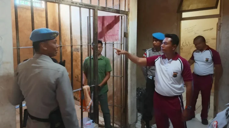 Kapolres Belu Pastikan Tahanan Sehat dan Rutan Aman