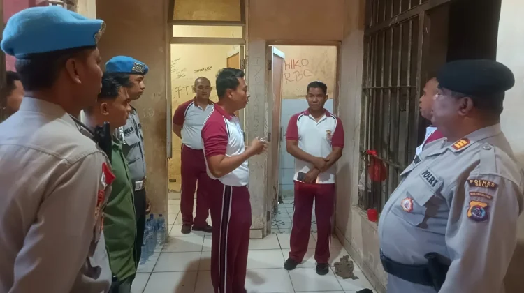 Kapolres Belu Pastikan Tahanan Sehat dan Rutan Aman
