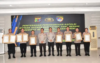 Kapolri Anugrahkan Penghargaan Pelayanan Prima Kepada Polres Belu