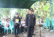 Pemakaman Alm. Rofinus Selem