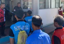 Sebanyak 13 Warga Binaan Lapas Atambua Terima Premi Hasil Penjualan Padi