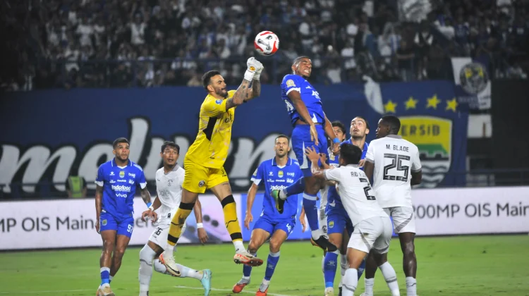 Persib Ditahan Imbang Arema 0-0 di Bandung