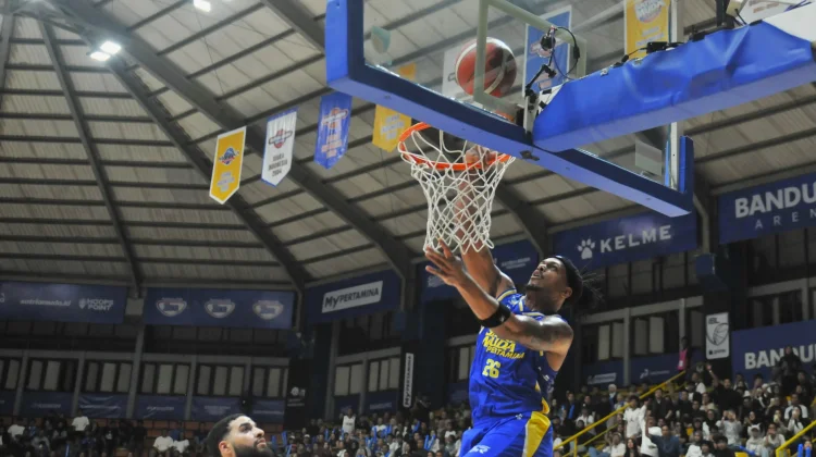 Satria Muda Kalah Dari Dewa United Basketball