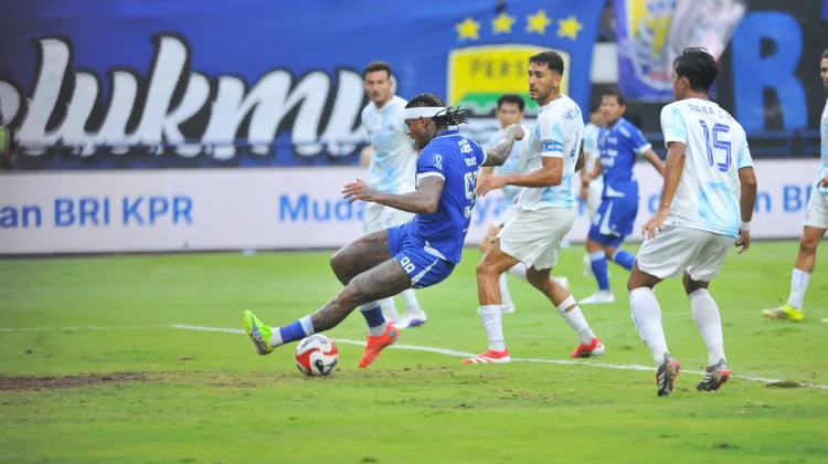 Persib Menang Tipis Dari PSIM 1-0