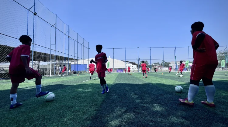 EA FC Mobile Gelar Coaching Clinic Sepak Bola Bersama Beckham dan Kakang