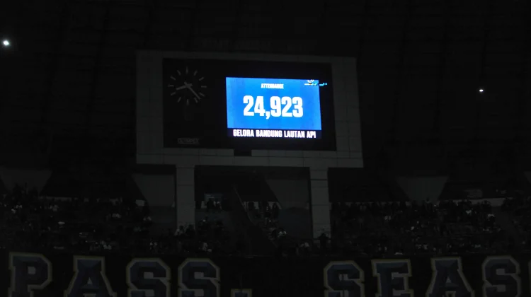 Antusiasme Tinggi! 24.923 Bobotoh Suntik Semangat Persib saat Taklukan PSM