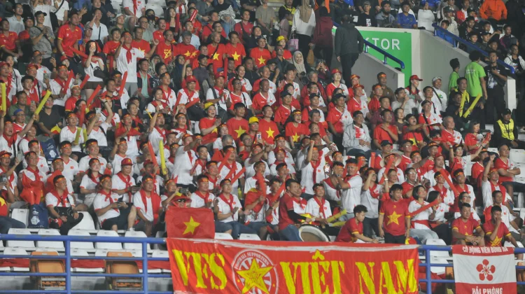 FIFA ASEAN Cup 2026, Ratusan Suporter Vietnam Hadir Langsung di SJH