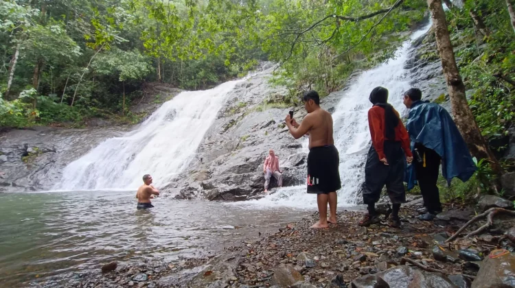 Air Terjun Mandin Panyuluhan, Permata di Lereng Gunung Haur Bunak