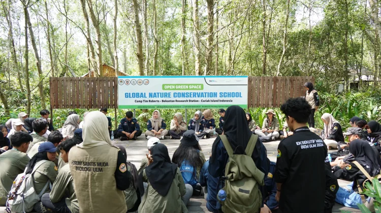 Menjaga Hutan Mangrove, Menyelamatkan Rumah Bekantan