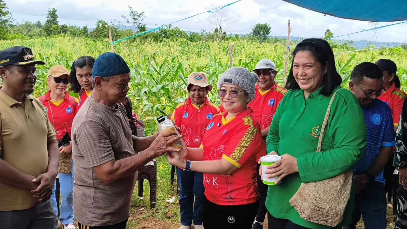 GOW Biak Numfor Hadiri Kegiatan Panen Bersama Pemda - RRI.co.id