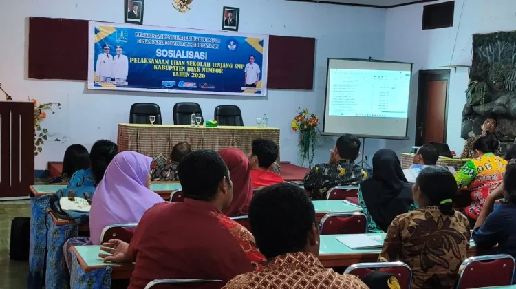Dikdaya Biak Sosialisasi Pelaksanaan Ujian Sekolah Jenjang SMP