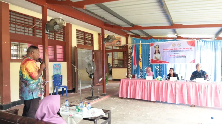 Anggota DPD RI Dapil Papua, Lalita, Sosialisasi Empat Pilar Kebangsaan di SMPN 2 Biak