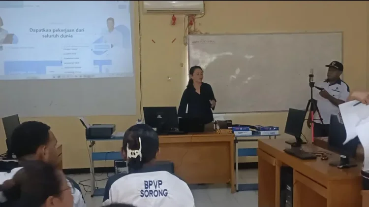 Peserta Pelatihan Kejuruan IT LLK Biak, Ikuti Sosialisasi Akun SiapKerja