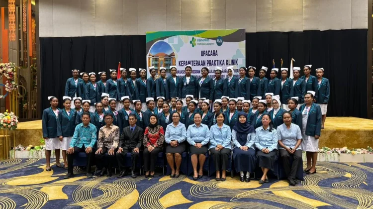 "Capping Day" diikuti 53 Mahasiswi D III Kebidanan Biak, Poltekes Kemenkes Jayapura