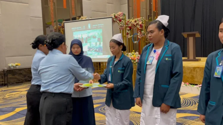 "Capping Day" diikuti 53 Mahasiswi D III Kebidanan Biak, Poltekes Kemenkes Jayapura