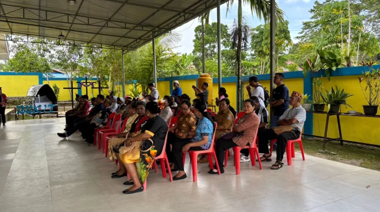 Uskup Timika Mgr. Bernadus Bofitwos Baru OSA, Kunjungan Pastoral Perdana ke Biak