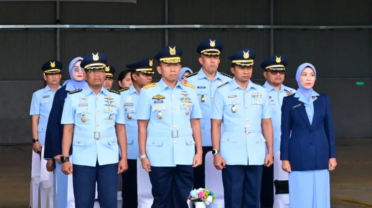 Serahterima Danlanud Manuhua, Pangkodau III Tekankan Peran Lanud Bagi Masyarakat
