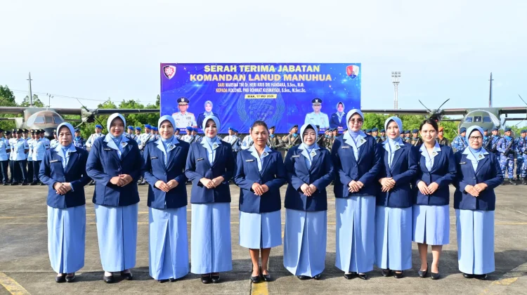 Serahterima Danlanud Manuhua, Pangkodau III Tekankan Peran Lanud Bagi Masyarakat