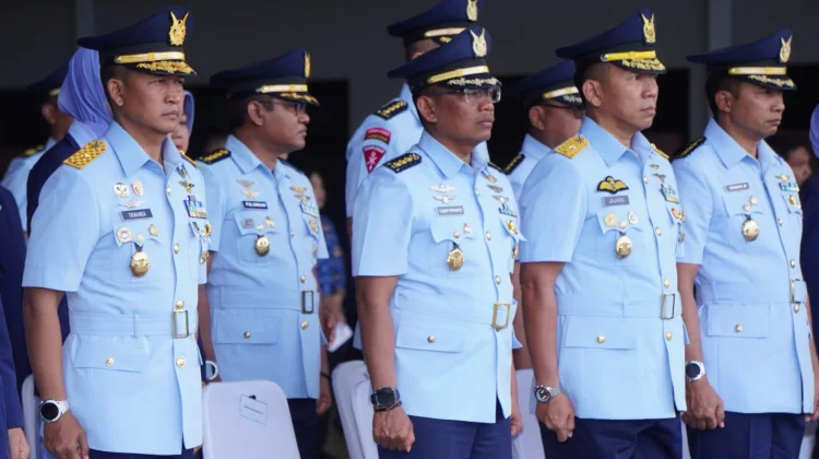 Serahterima Danlanud Manuhua, Pangkodau III Tekankan Peran Lanud Bagi Masyarakat