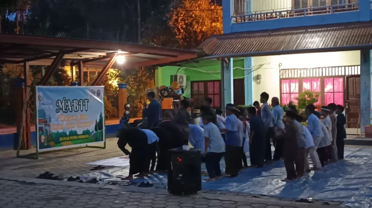 SD Plus Putra Permata Gelar MABIT, Perkuat Karakter Islami Siswa