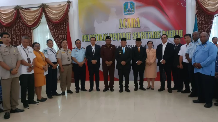 Bupati Biak Numfor Lantik Zakharias Mailoa Sebagai Penjabat Sekretaris Daerah