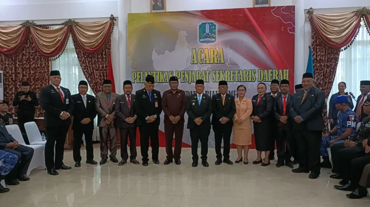 Bupati Biak Numfor Lantik Zakharias Mailoa Sebagai Penjabat Sekretaris Daerah