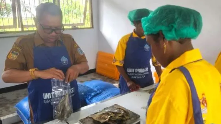 SMKN 3 Kemaritiman Biak Numfor Miliki Ruang Teaching Factory