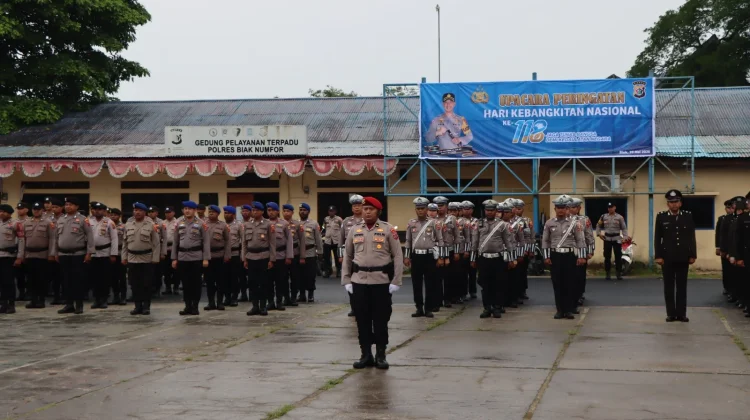 Kapolres Biak Numfor, AKBP Ari Trestiawan Pimpin Upacara Harkitnas ke-118