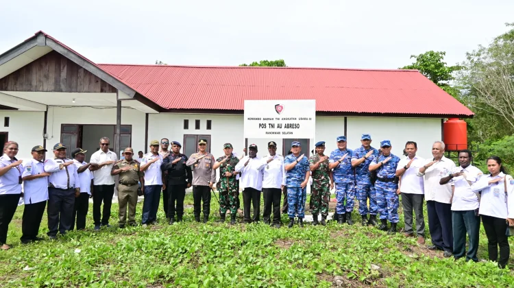 Pangkodau III Resmikan Pos Perwakilan TNI AU Abreso Manokwari Selatan