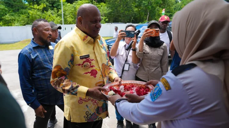 Gubernur Fakhiri Soroti Tingginya Kasus TBC dan Kusta di Numfor