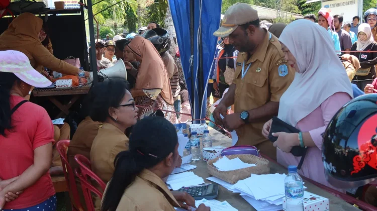 Disperindag Biak Numfor Gelar Pasar Murah, Subsidi Cabai guna Tekan Inflasi