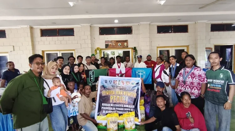 Pemuda Lintas Organisasi Serahkan Bantuan untuk Korban Bom