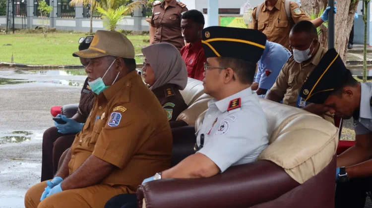 Pemusnahan Barang Bukti, Kejari Biak Libatkan Pelajar, Edukasi Bahaya Kejahatan